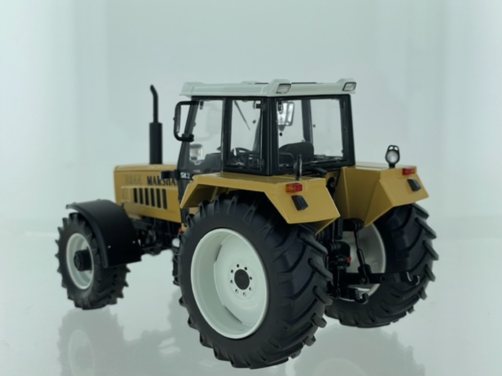 Marshall D944 4wd Lim. Edt. 350 Modell von MarGe Models 1:32