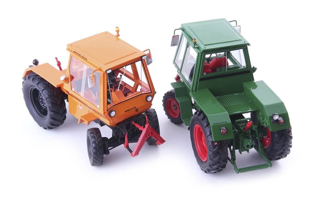 Deutz Intrac 2002 Kommunal orange Limited Edition Modell von AutoCult 1:32