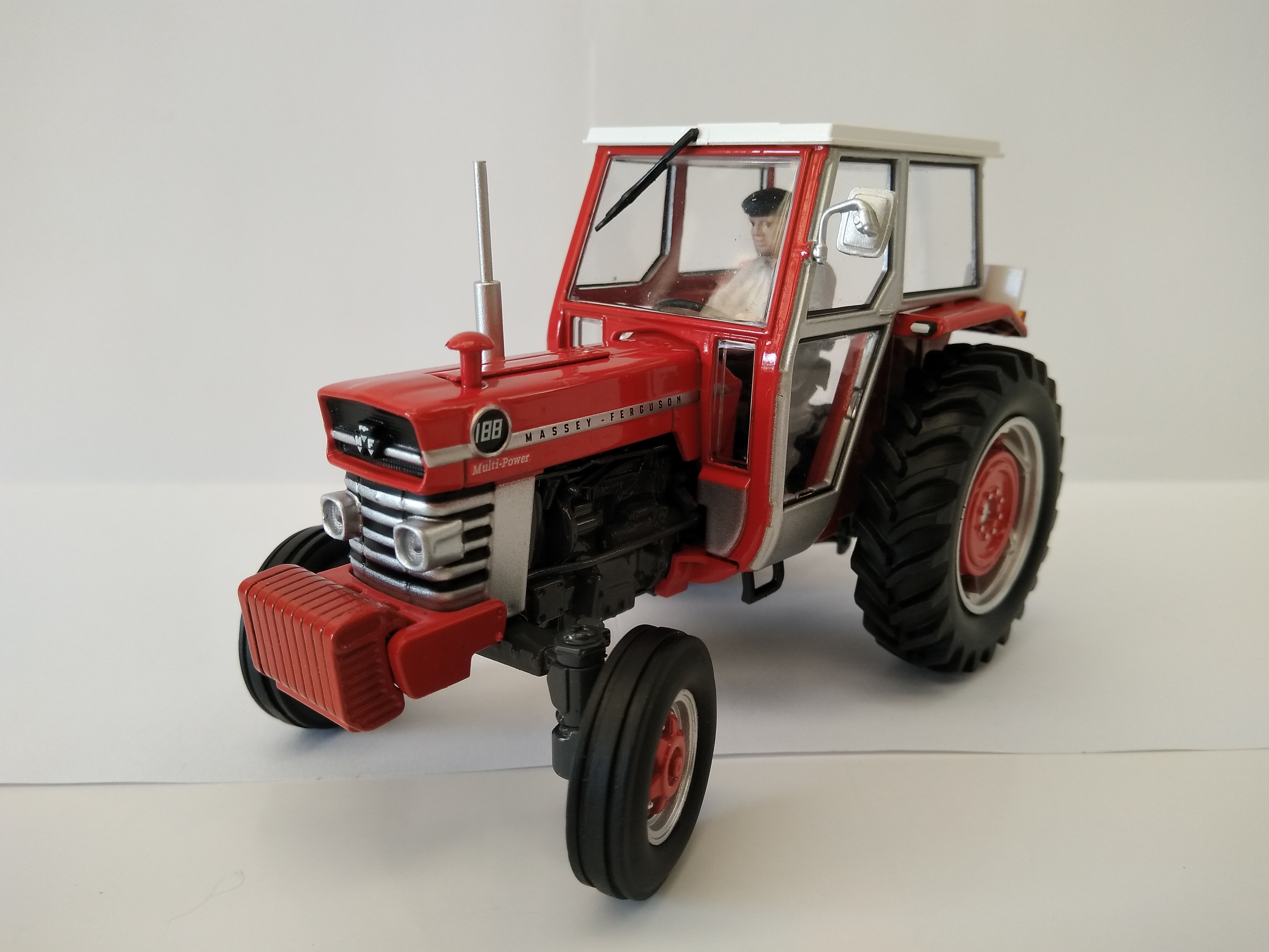 Massey Ferguson 188 ACA 2022 Lim. Edt. Modell von Replicagri 1:32