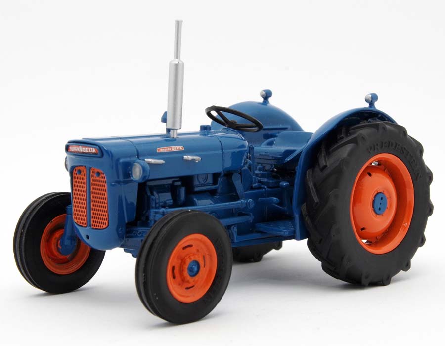 Fordson Super Dexta 1961 Modell von Legend Farm Models 1:32