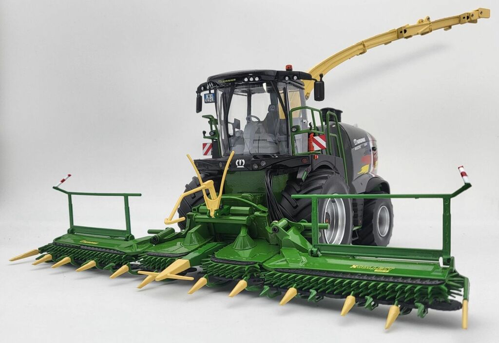 Krone BiG X 780 XCollect und Easy Flow 300 S Limited Editon  Modell von ROS 1:32