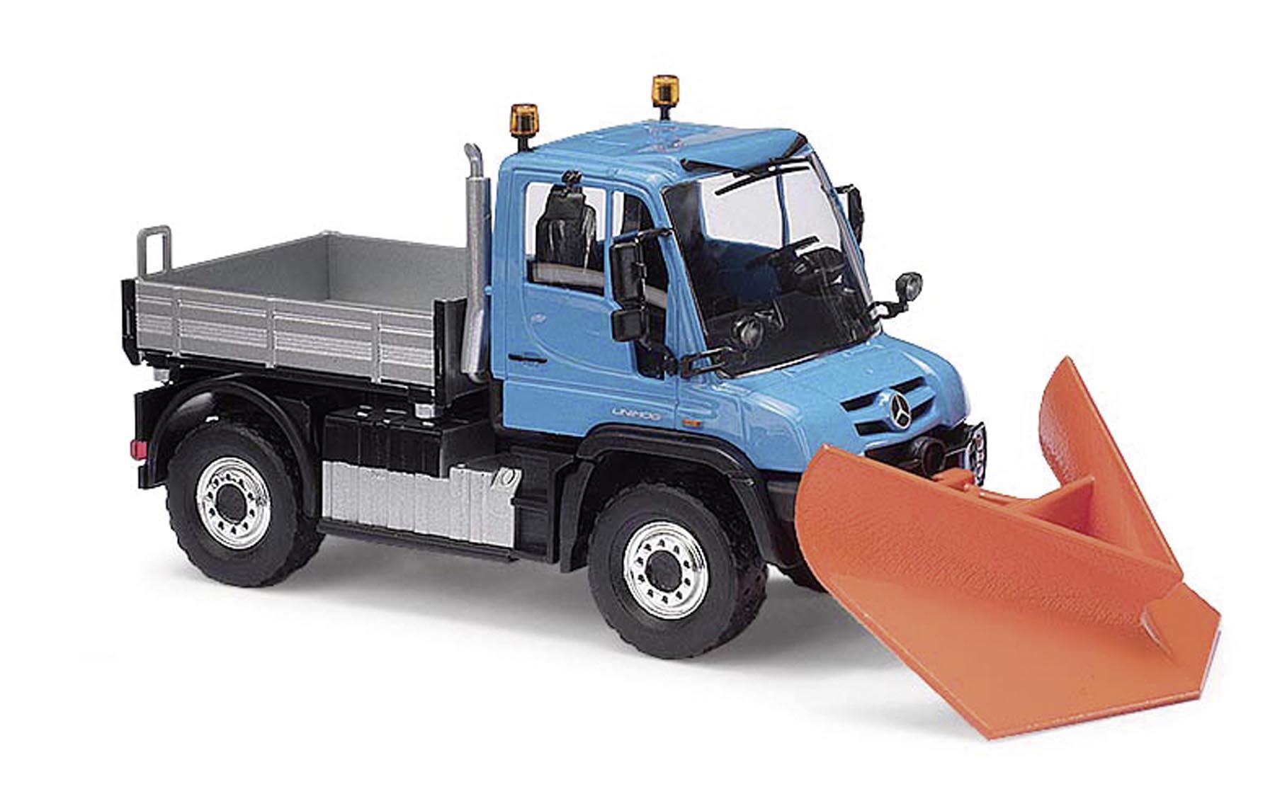 Mercedes Unimog U 430 mit Spitzpflug Bj. 2013 Modell von Busch 1:87