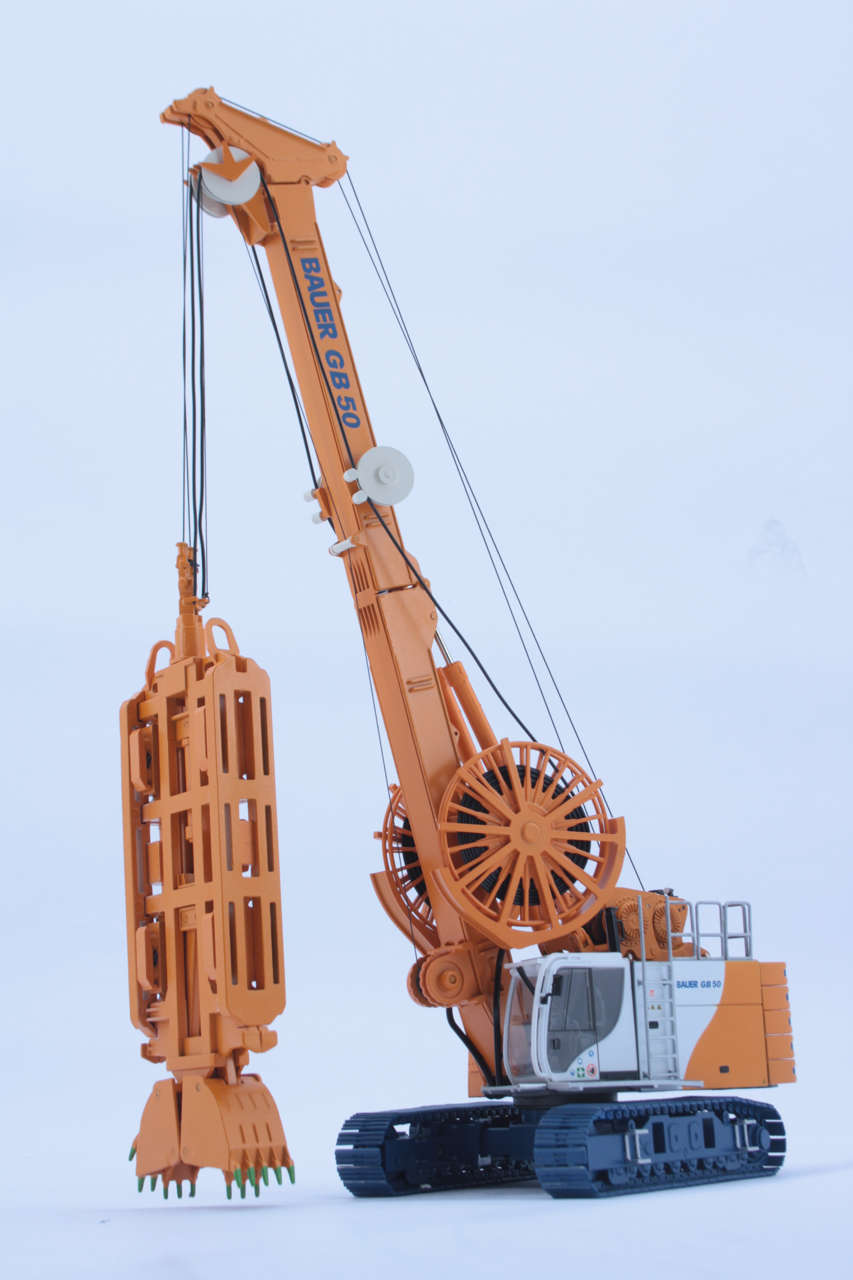 Bauer GB50 Grabsystem mit Schlitzwandgreifer DHG V-1