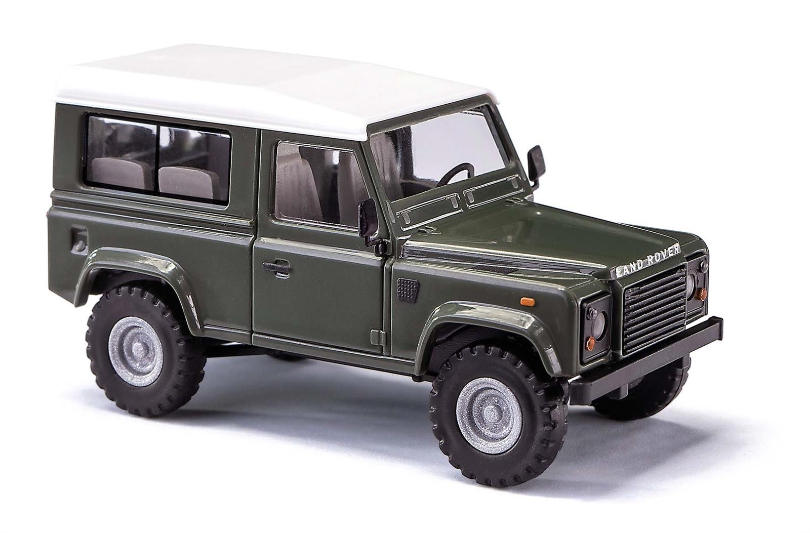 Land Rover Defender 90 Bj. 1983 grün Modell von Busch 1:87