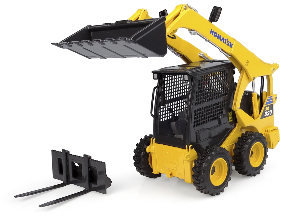 Komatsu SK820 mit Frontschaufel und -gabel Modell von Universal Hobbies 1:25