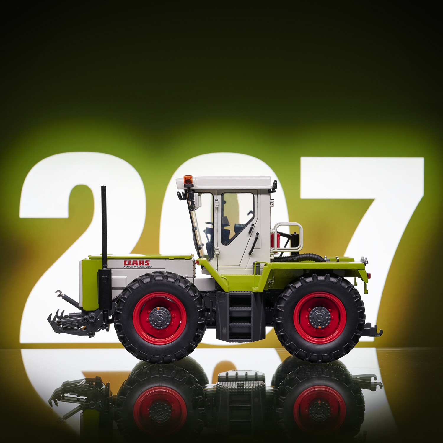 Claas Xerion Projekt 207 Limited Edition Modell von Weise-Toys 1:32