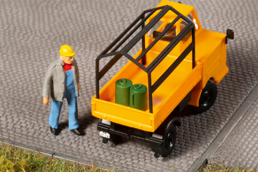 Multicar M22 Bahnmeisterei Modell von Auhagen 1:87