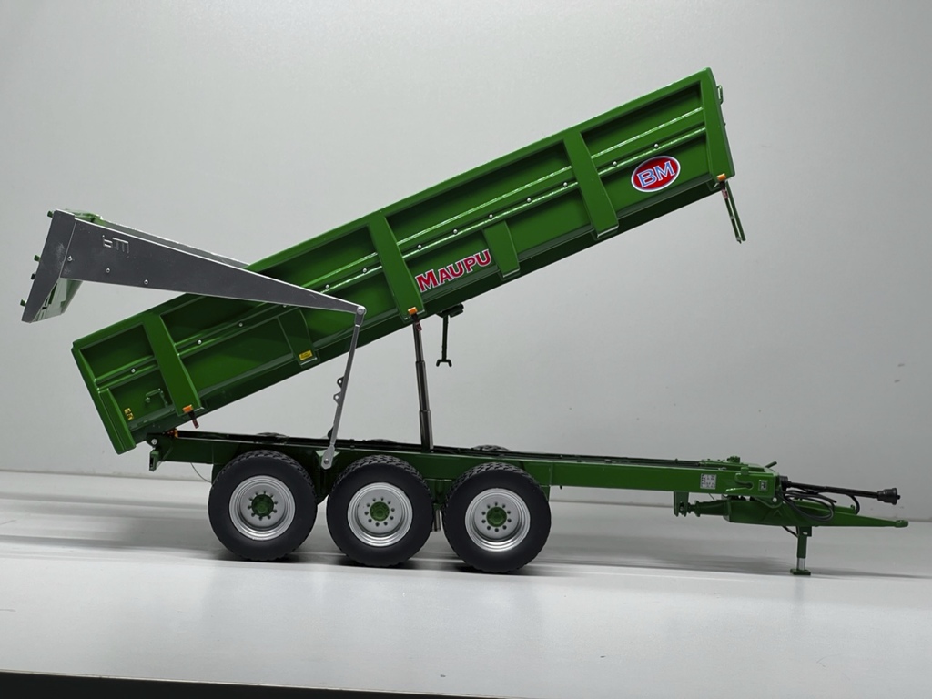 Maupu Benne 23T Modell von Replicagri 1:32