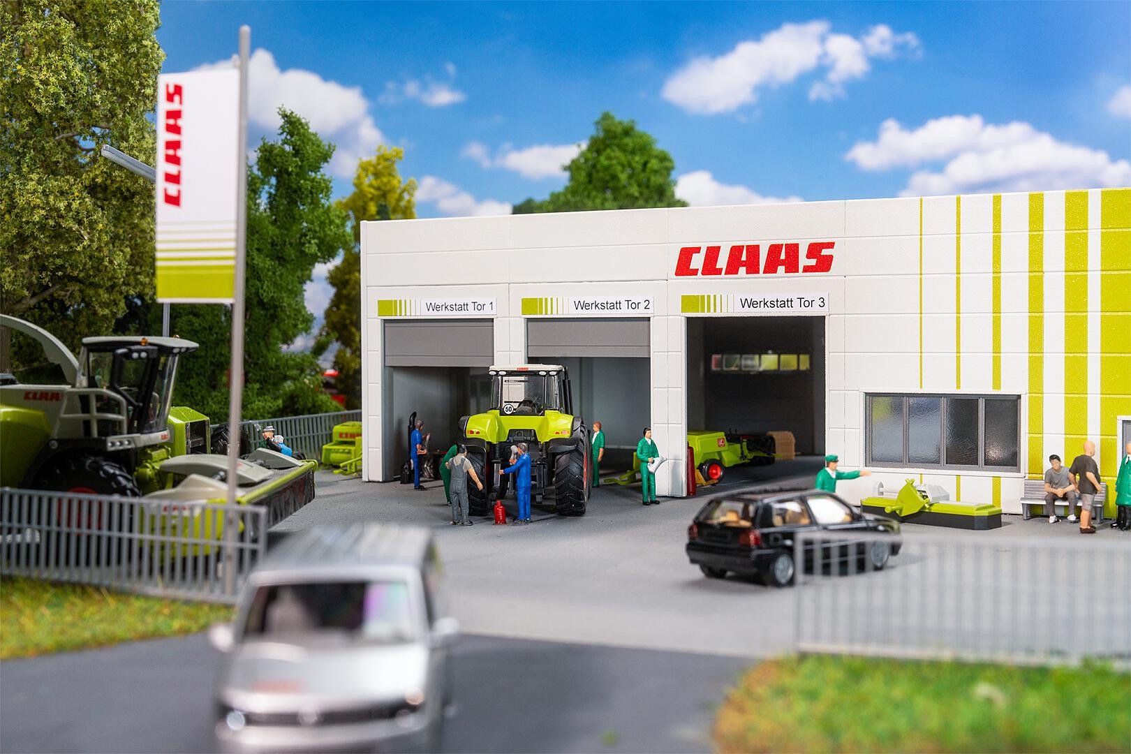 Landmaschinenwerkstatt Claas Modell von Faller 1:87