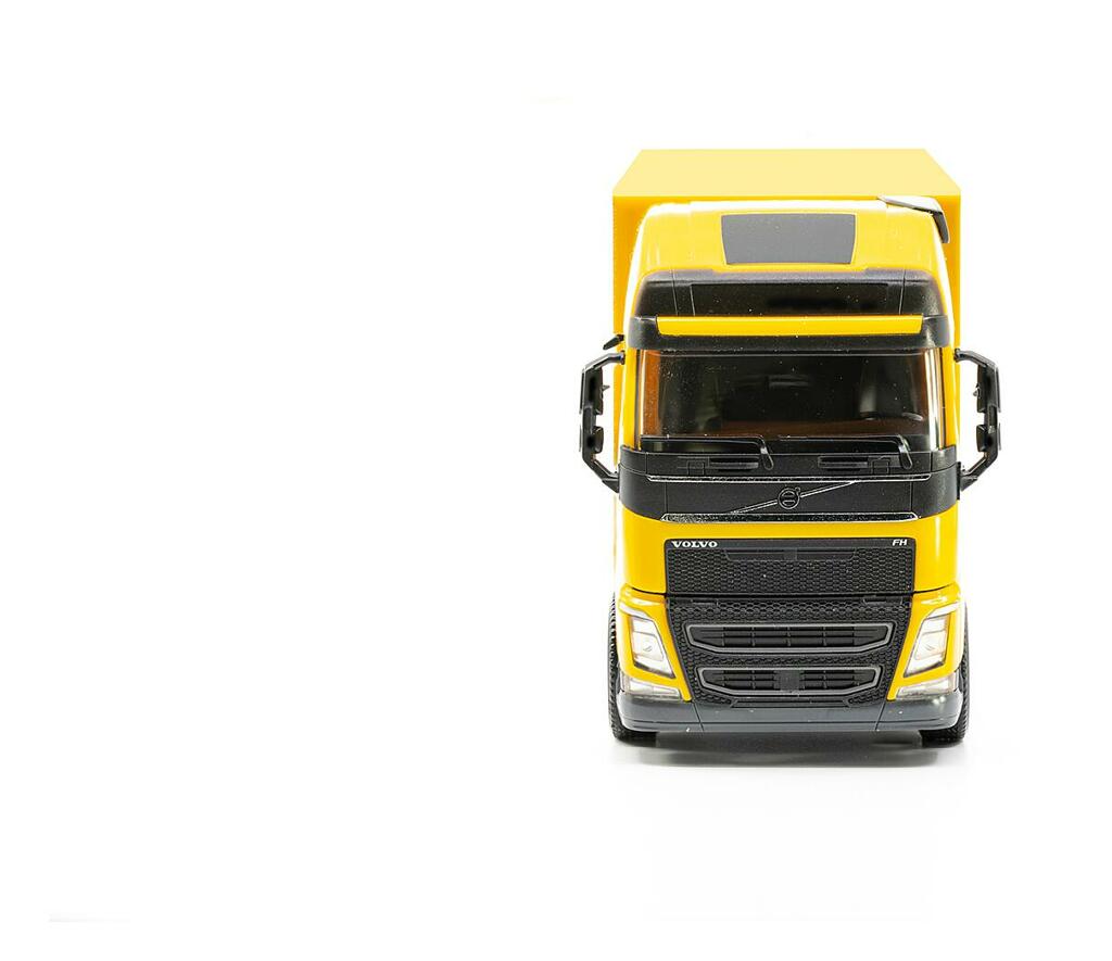 Volvo FH GI XL Die Post Elektro-Lkw  Modell von Faller 1:87