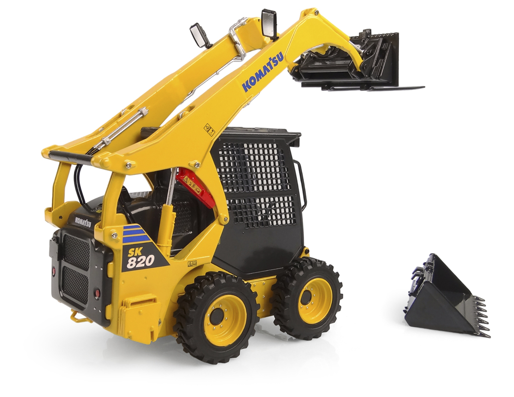 Komatsu SK820 mit Frontschaufel und -gabel Modell von Universal Hobbies 1:25