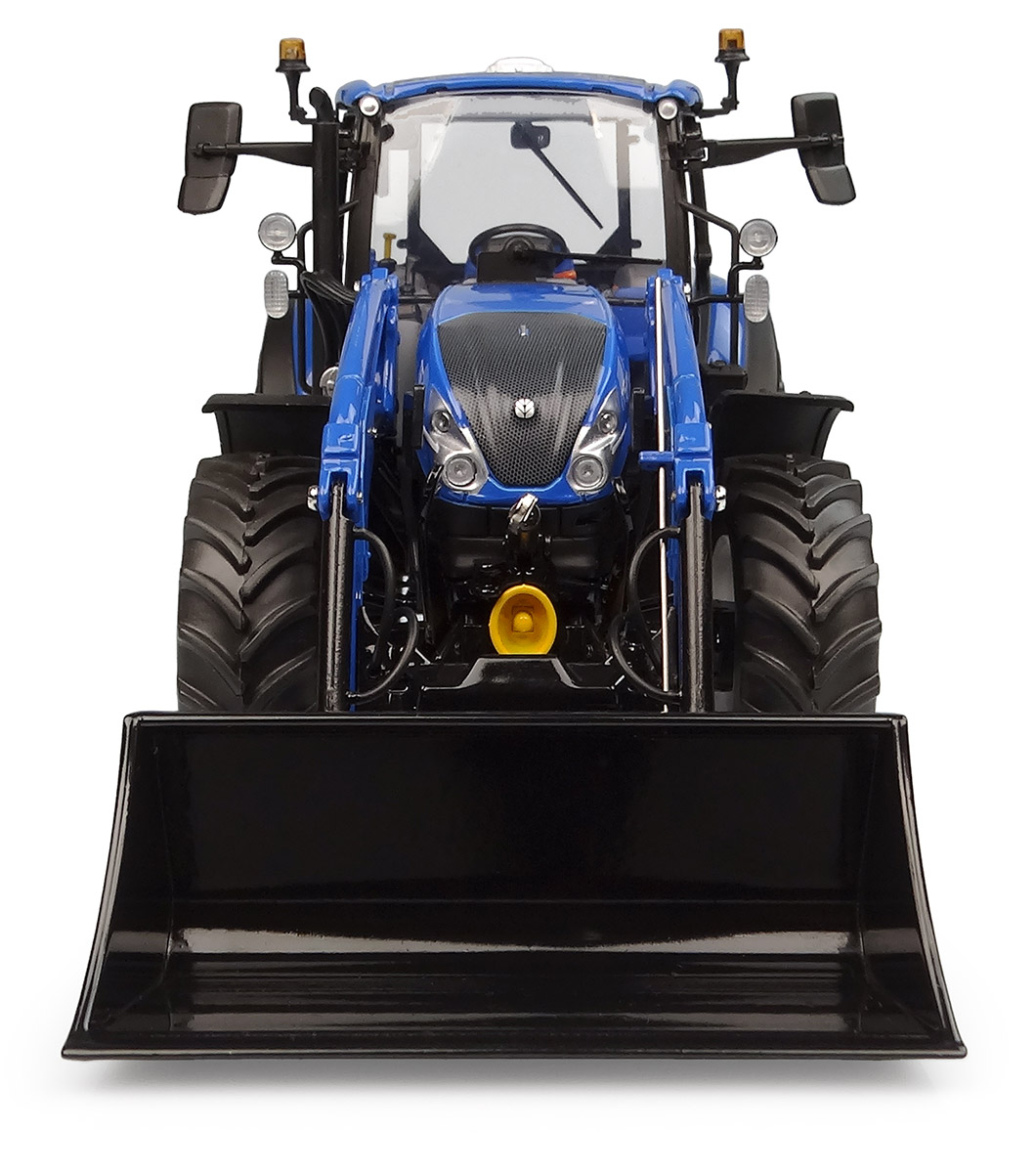 New Holland T5.120 Dual Command mit Frontlader 655 LU Modell von Universal Hobbies 1:32