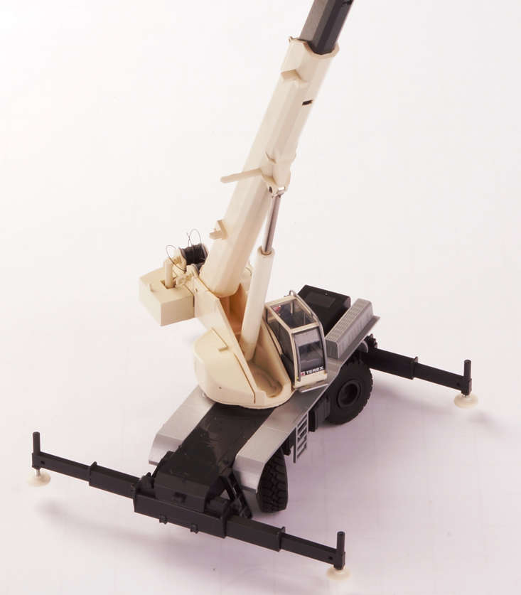 Terex RT90 Geländewagenkran Modell von Conrad 1:50
