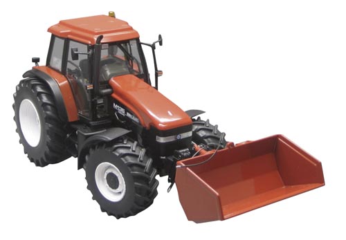 Fiat New Holland M135 mit Godet Dreipunktschaufel in der Heckhydraulik Modell von Replicagri 1:32