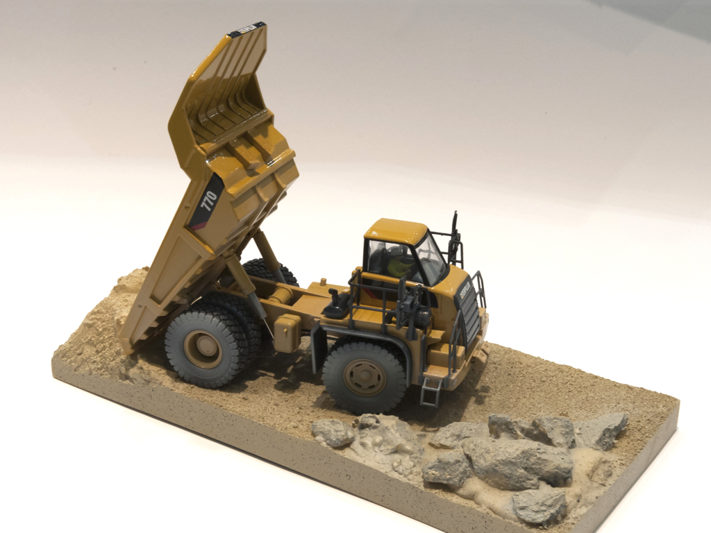 CAT 770 verwitterter Muldenkipper Modell von DieCast Masters 1:50