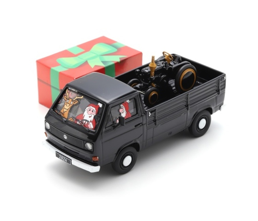 VW T3a Christmas 2024 mit Lanz-Bulldog (Piccolo)-1