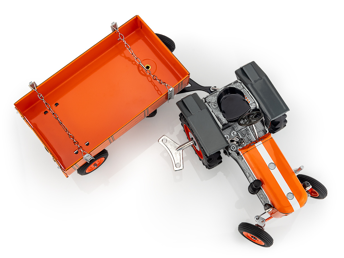 Kubota T 15 mit Anhänger Modell von Kovap 1:25