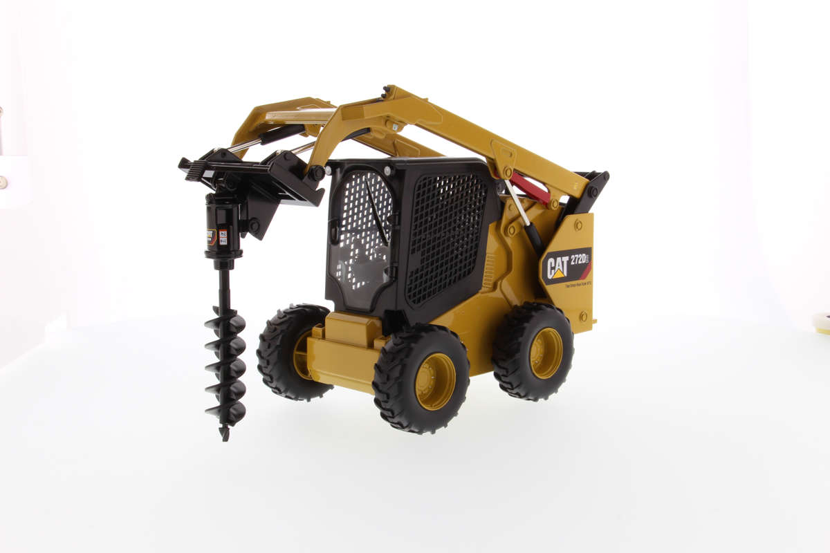 CAT 272D2 Kompaktlader Modell von DieCast Masters 1:16