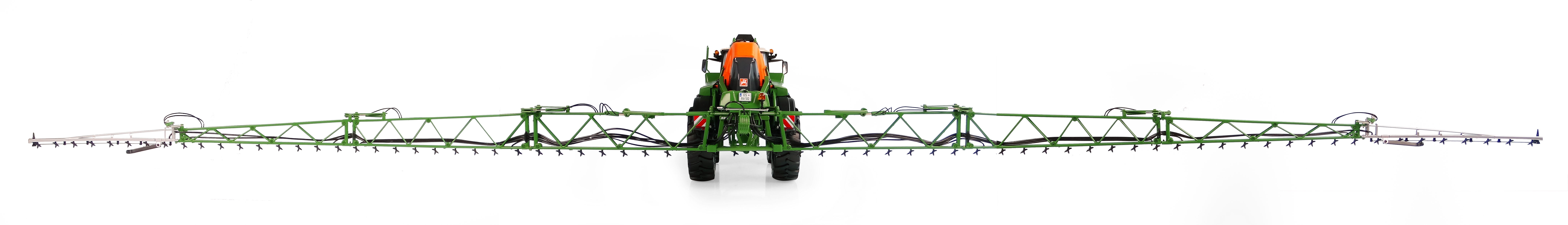 Amazone Pantera 4503 Modell von Universal Hobbies 1:32