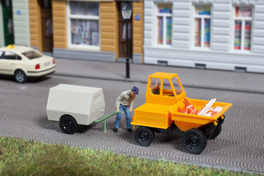Dumper mit Kompressoranhänger Bausatz Modell von Auhagen 1:87