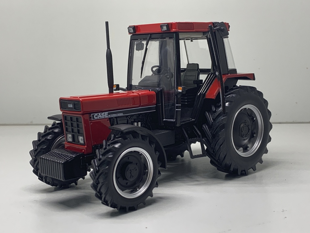 Case IH 1056 XL-1
