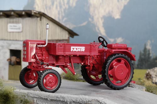 Fahr GT 130 Geräteträger Modell von MO-Miniatur 1:32